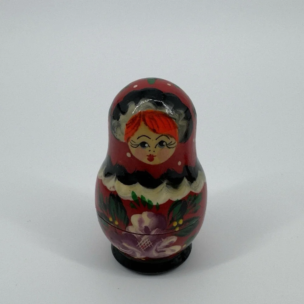 Vintage Russian Nesting Dolls Set Hand Painted Red Floral Matryoshka Mini 3pc‎